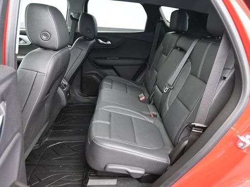 Used 2024 Chevrolet Blazer LT w/ Midnight/Sport Edition FWD image 26