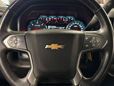 Used 2018 Chevrolet Silverado 1500 LT w/ Redline Edition image 22