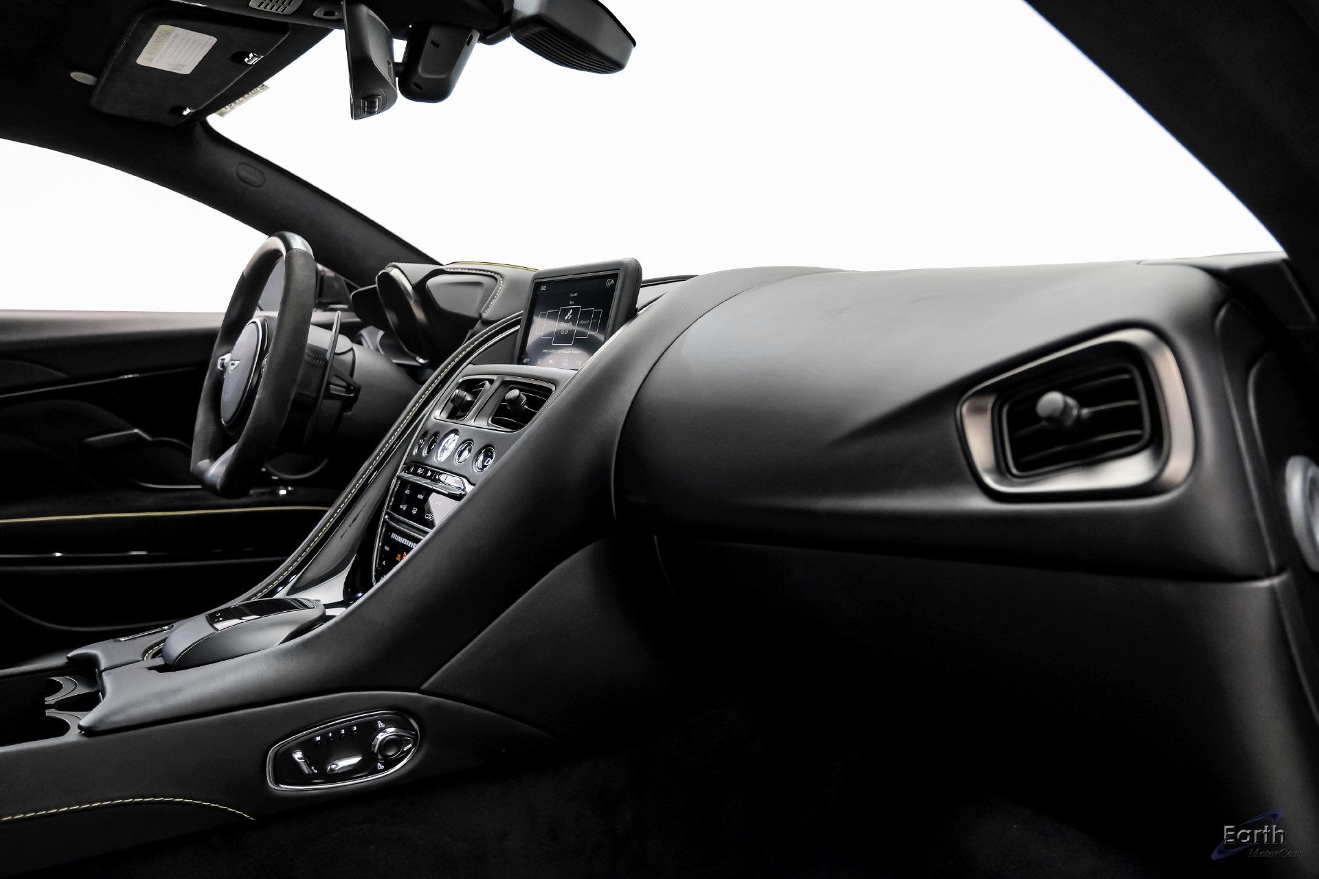 Used 2019 Aston Martin DBS Superleggera RWD image 53