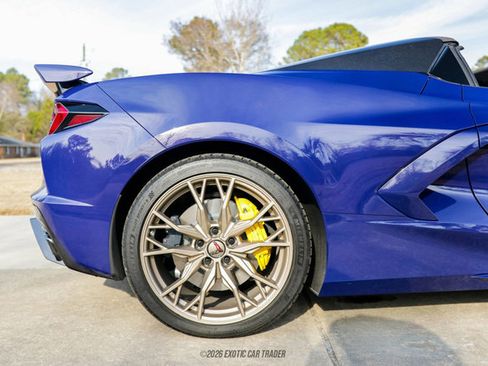 Used 2025 Chevrolet Corvette Stingray Premium Conv w/ Z51 Performance Package image 10