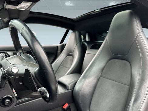 Used 2015 Jaguar F-TYPE Coupe image 22