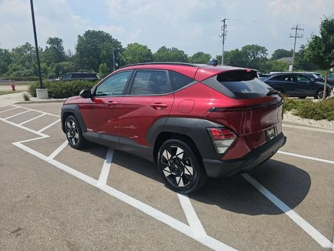 Used 2024 Hyundai Kona SEL FWD image 3