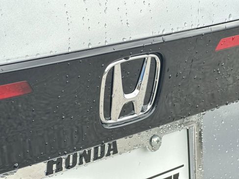 Used 2025 Honda Accord SE image 10