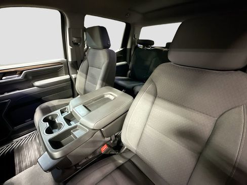 Used 2024 Chevrolet Silverado 1500 LT image 21