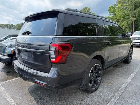 Used 2022 Ford Expedition Max Limited AWD/4WD image 3