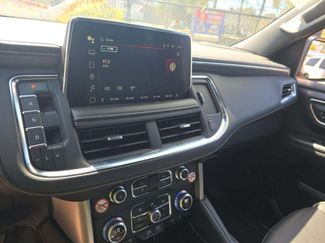 Used 2023 GMC Yukon XL SLT video 2