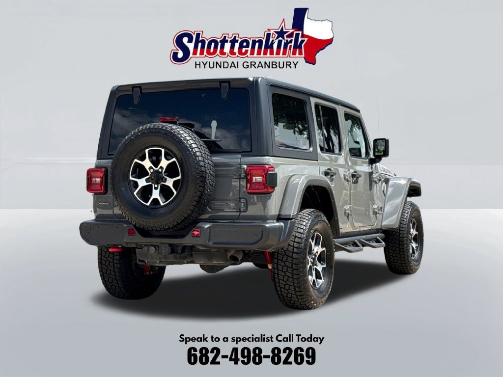 Used 2022 Jeep Wrangler Unlimited Rubicon w/ LED Lighting Group AWD/4WD image 6