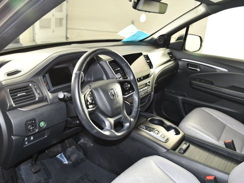 Used 2021 Honda Passport EX-L image 2
