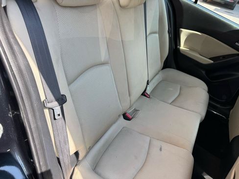 Used 2018 MAZDA MAZDA3 Sport FWD image 8