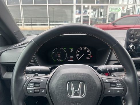 Used 2025 Honda CR-V Sport-L image 28