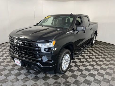 Used 2024 Chevrolet Silverado 1500 RST w/ Protection Package AWD/4WD image 3