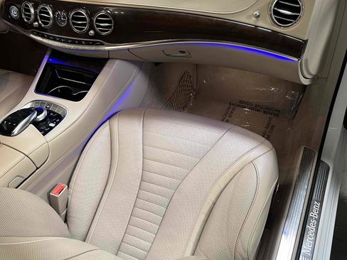 Used 2019 Mercedes-Benz S 560 Sedan image 33