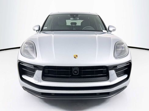 New 2026 Porsche Macan AWD/4WD image 6