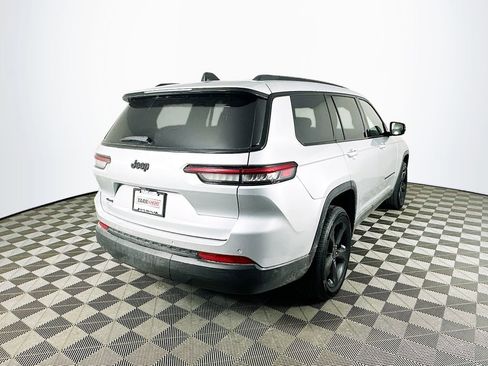 Certified 2023 Jeep Grand Cherokee L Laredo image 12