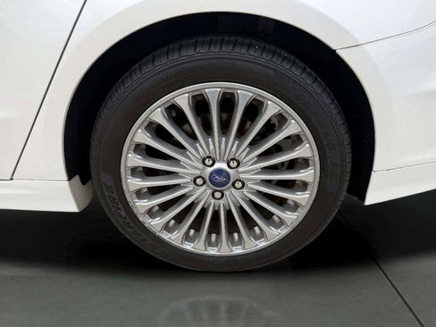 Used 2013 Ford Fusion Titanium FWD image 21