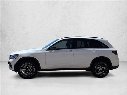 Used 2022 Mercedes-Benz GLC 300 4MATIC image 9