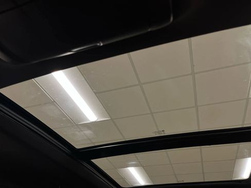 Used 2024 Cadillac XT6 Luxury w/ LPO, Floor Liner Package AWD/4WD image 28