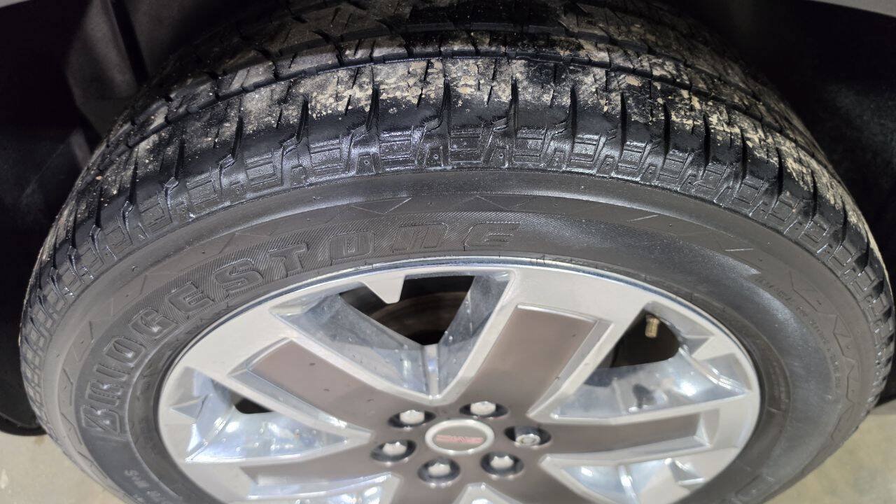 Used 2012 GMC Acadia Denali AWD/4WD image 13