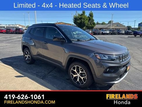 Used 2024 Jeep Compass Limited AWD/4WD image 7