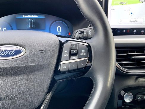 Used 2023 Ford Escape Platinum image 13