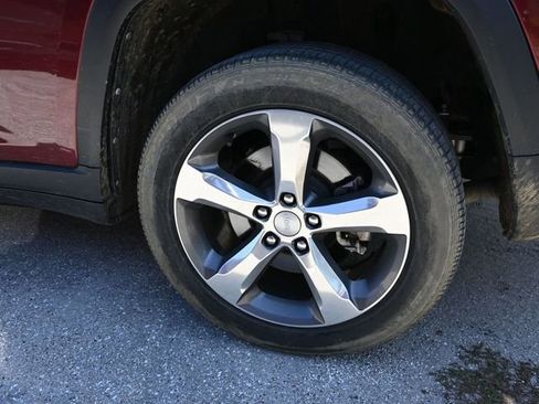 Used 2022 Jeep Grand Cherokee L Limited image 10