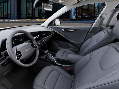 New 2026 Kia Niro SX image 17