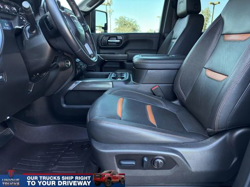 Used 2022 GMC Sierra 2500 AT4 image 17