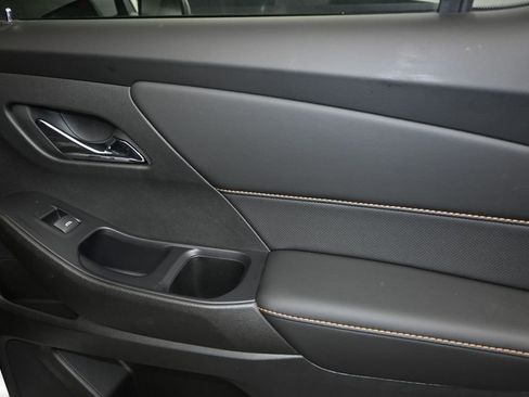 Used 2021 Chevrolet Traverse Premier w/ Redline Edition FWD image 16
