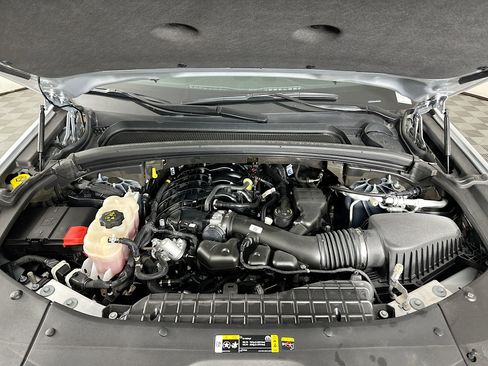 Used 2023 Jeep Grand Cherokee L Limited image 35