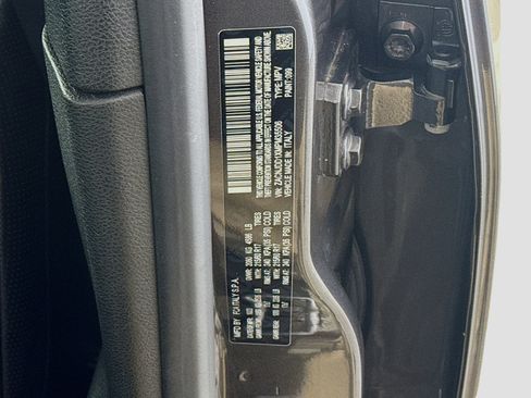 Used 2021 Jeep Renegade Limited w/ Sun & Sound Group image 40