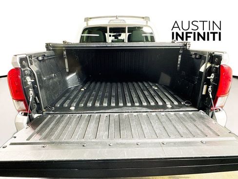 Used 2020 Toyota Tacoma SR image 29