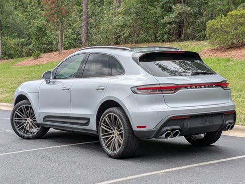 Certified 2026 Porsche Macan AWD/4WD image 3