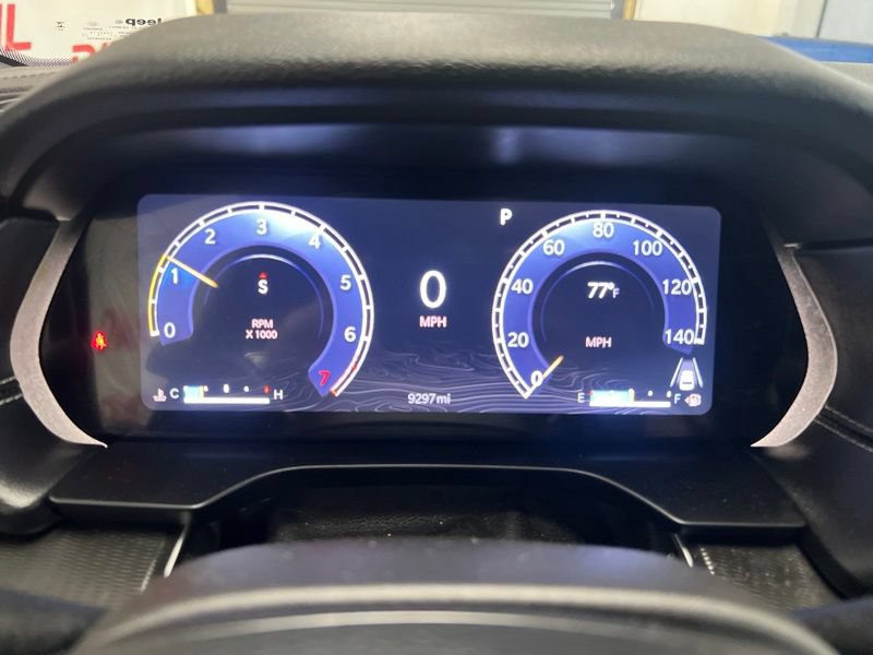 Used 2025 Jeep Grand Cherokee Altitude AWD/4WD image 26