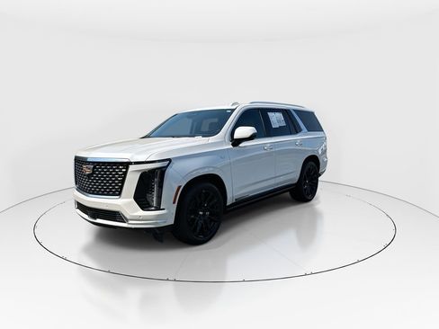 Used 2025 Cadillac Escalade Premium Luxury w/ Touring Package AWD/4WD image 4