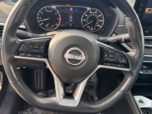 Used 2023 Nissan Altima 2.5 SL image 14