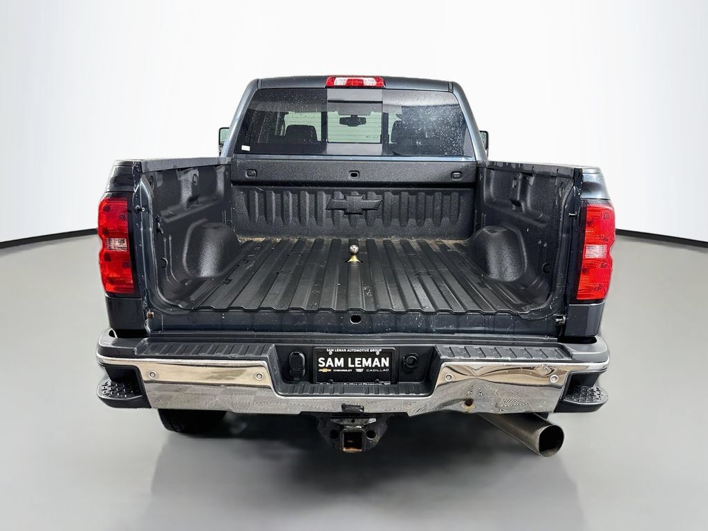 Used 2019 Chevrolet Silverado 2500 LT w/ LT Convenience Package AWD/4WD image 6
