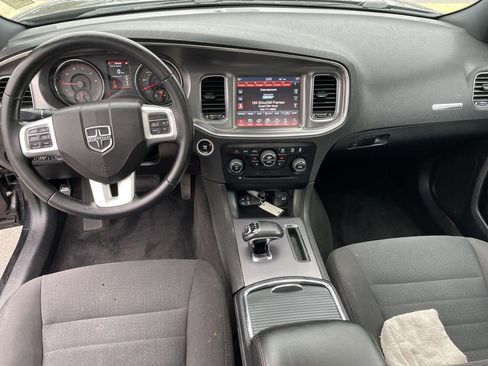 Used 2014 Dodge Charger SXT AWD/4WD image 15