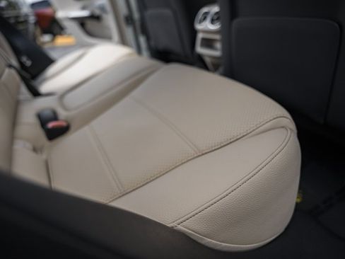 New 2026 Mercedes-Benz GLC 350e 4MATIC image 33