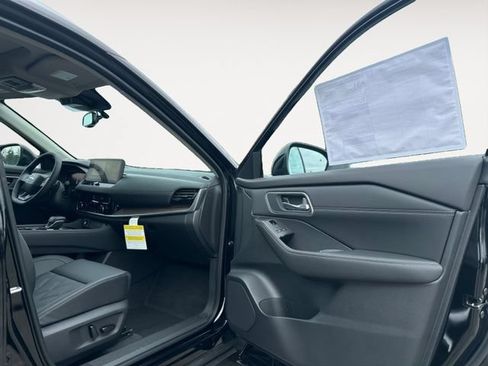 New 2026 Nissan Rogue Platinum w/ Platinum Premium Package AWD/4WD image 11