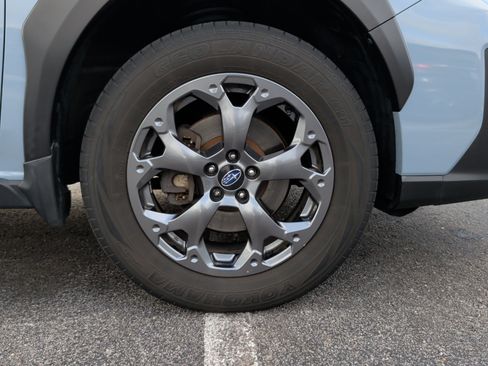 Used 2021 Subaru Crosstrek 2.5i Sport w/ Moonroof Package AWD/4WD image 14