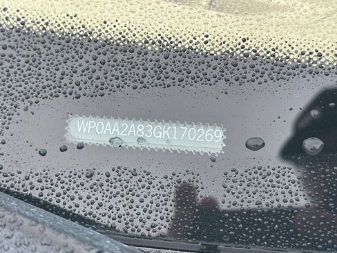 Used 2016 Porsche Cayman image 8