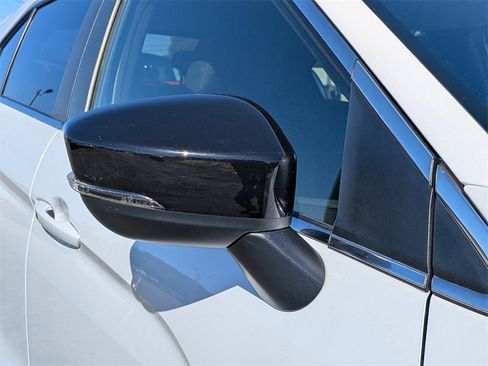 Used 2024 Mitsubishi Eclipse Cross LE image 10