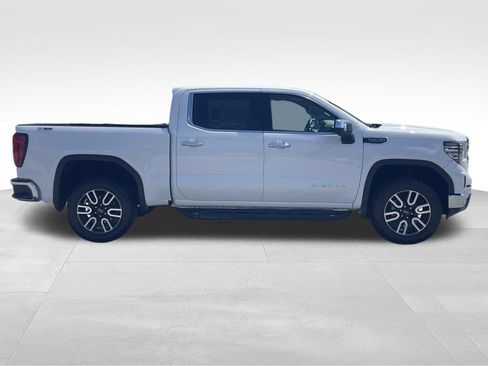 Used 2024 GMC Sierra 1500 SLT w/ SLT Premium Plus Package AWD/4WD image 2