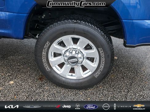 Used 2022 Ford F350 Platinum w/ FX4 Off-Road Package image 4