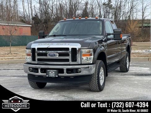 Used 2008 Ford F350 FX4 image 3