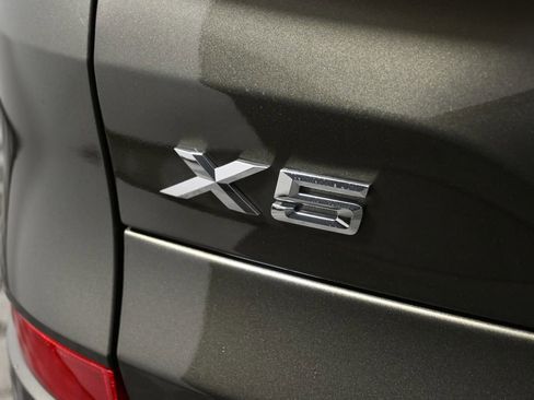 New 2026 BMW X5 xDrive40i w/ M Sport Package AWD/4WD image 40