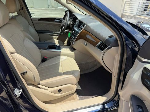 Used 2014 Mercedes-Benz GL 450 4MATIC image 20