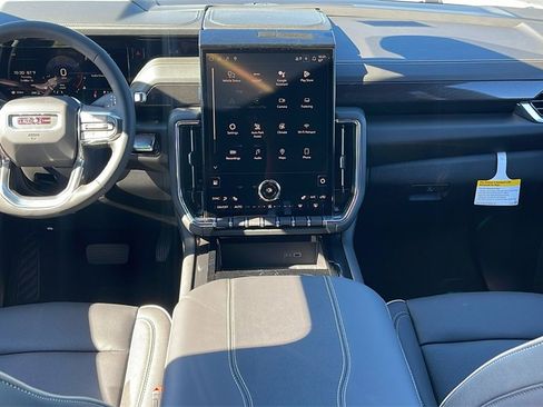 New 2026 GMC Yukon Elevation image 15