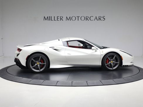 Certified 2023 Ferrari F8 Tributo image 28