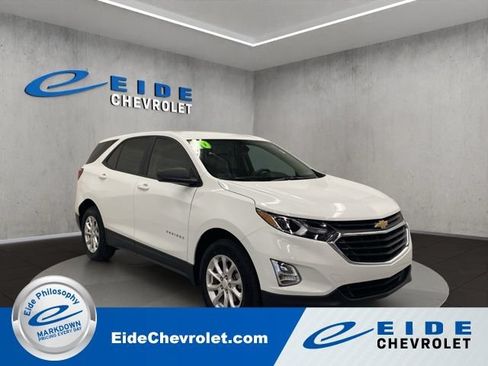 Used 2020 Chevrolet Equinox LS AWD/4WD image 1